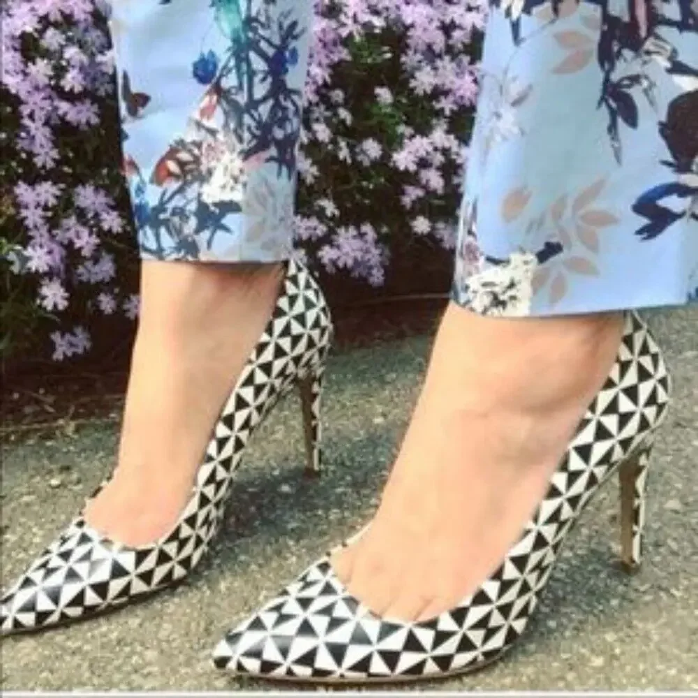 J.CREW Falsetto Printed‎ Geometric Black & White Heels Pumps  Size 8 1/2  EUC